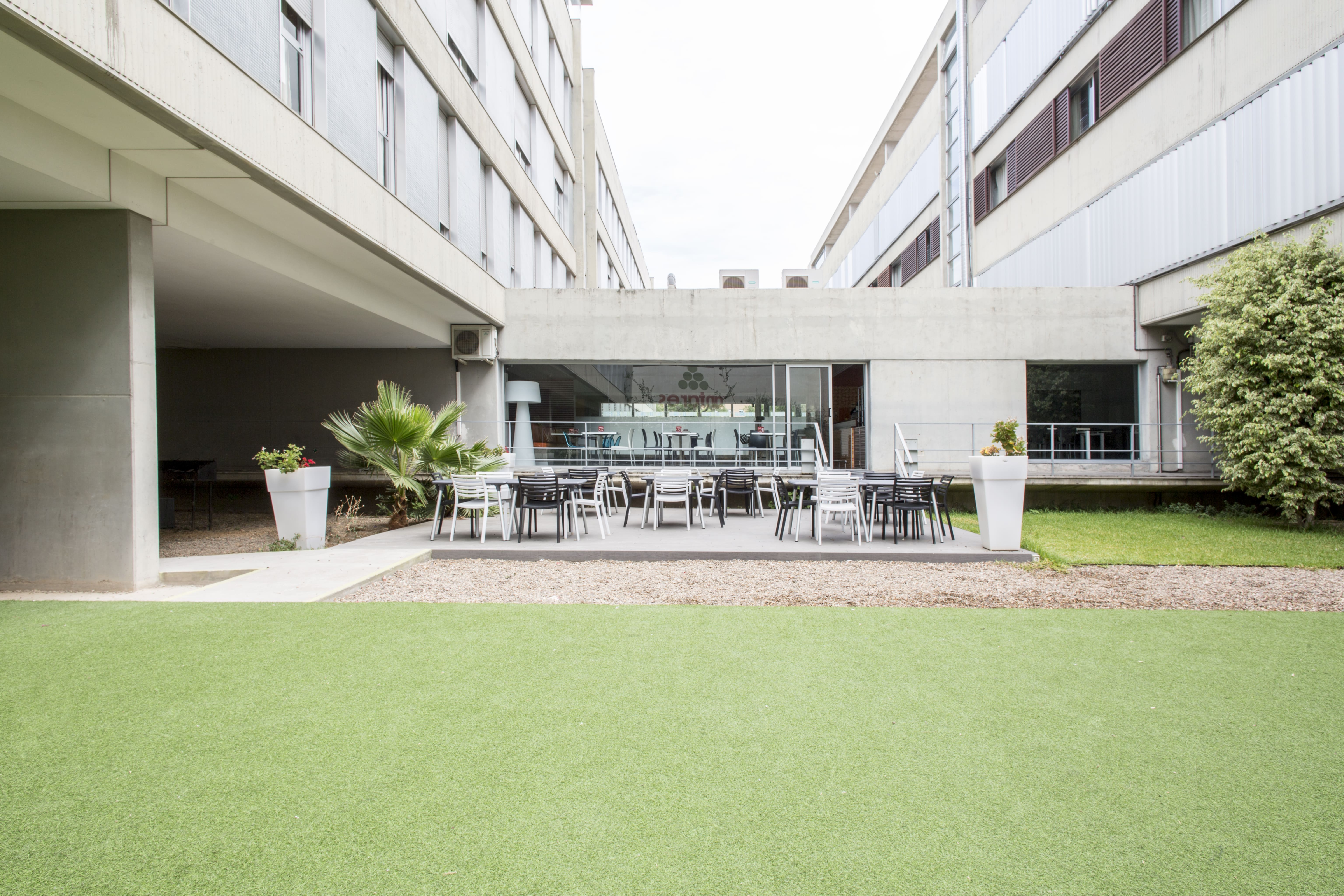 Resa Rector Ramón Carande_Zonas comunes 1