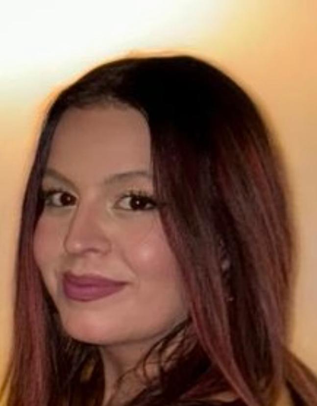 Julia Romero - Recepcionista