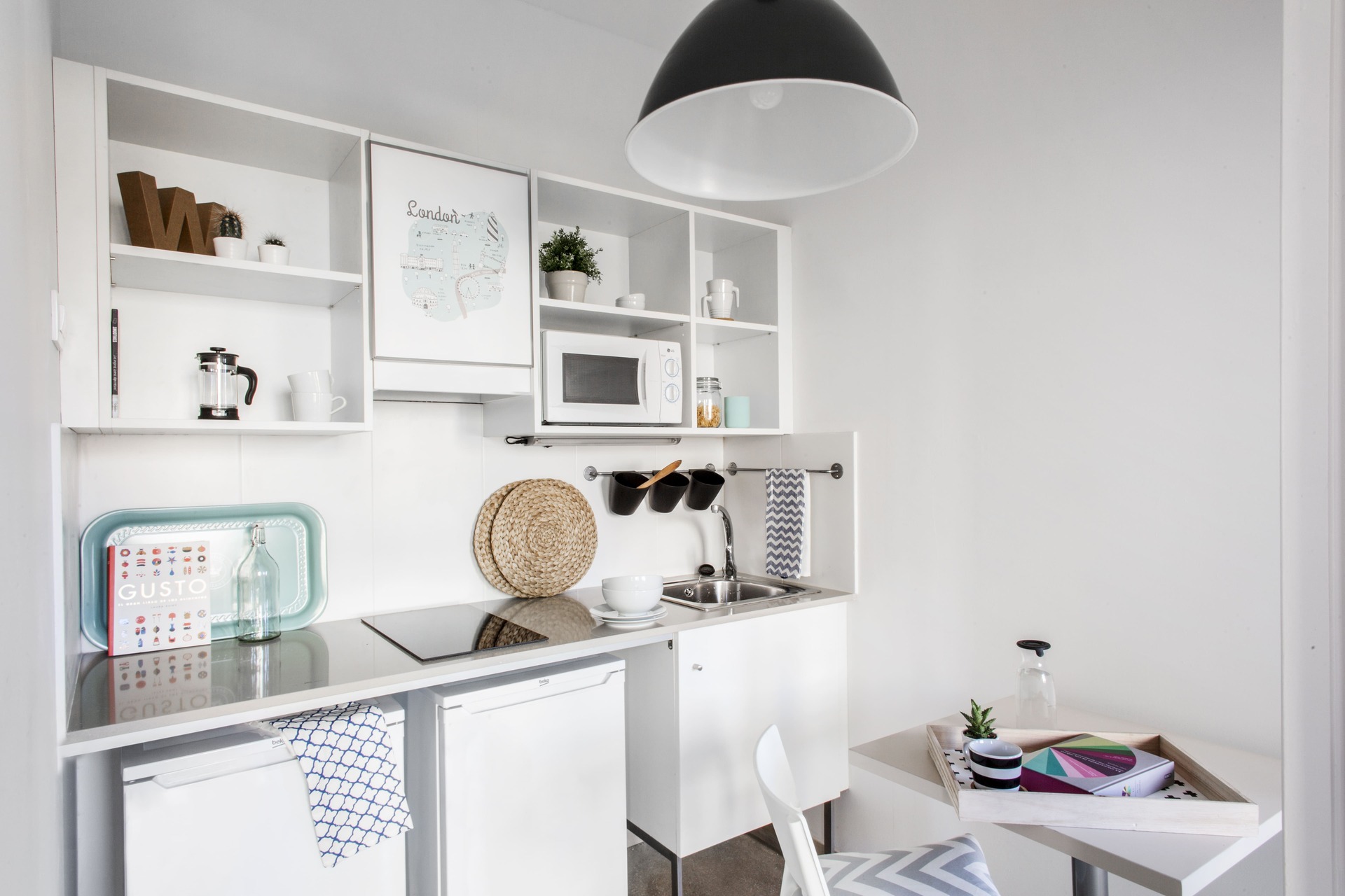habitación individual con cocina compartida