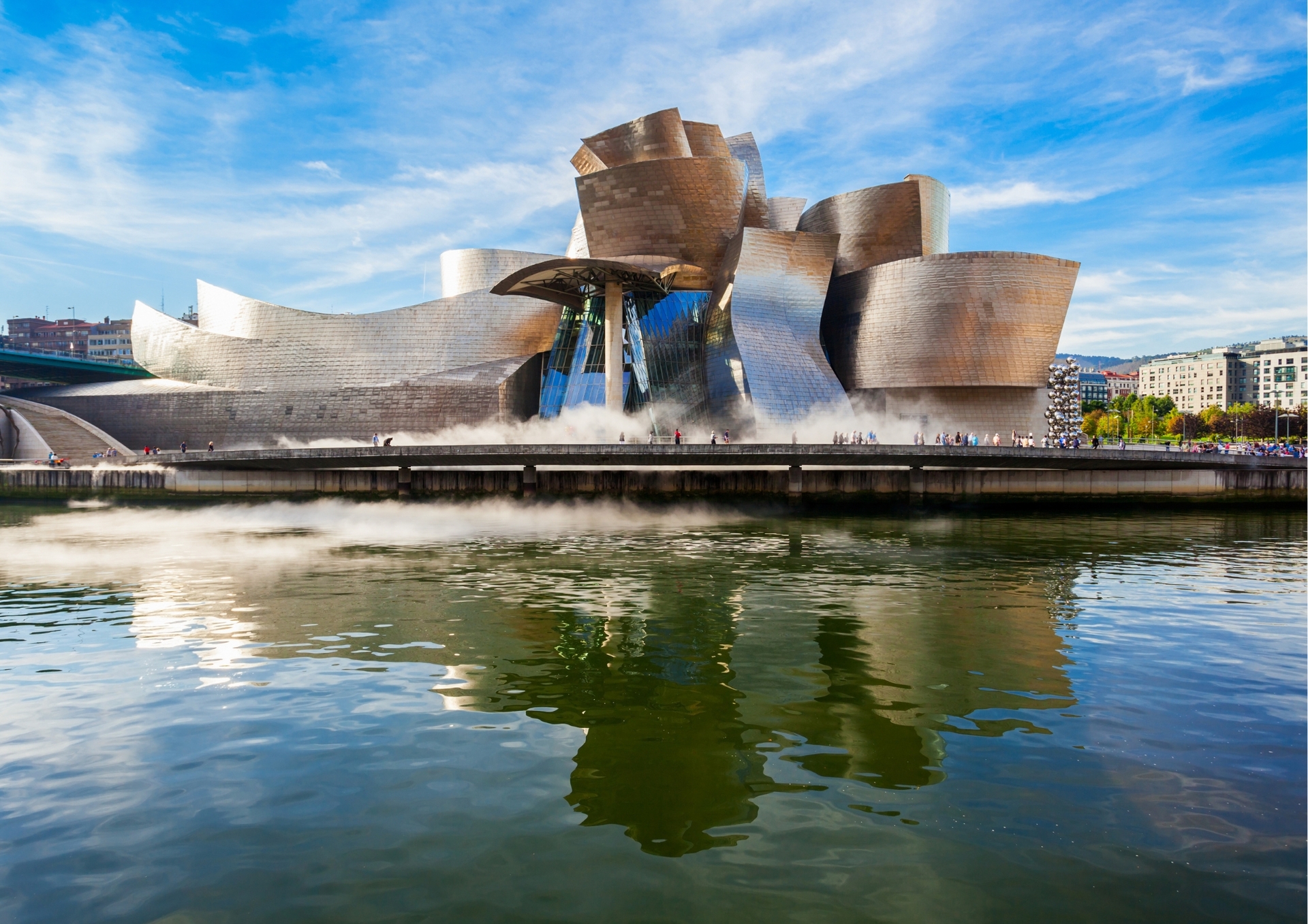 Vista del Guggenheim en Bilbao