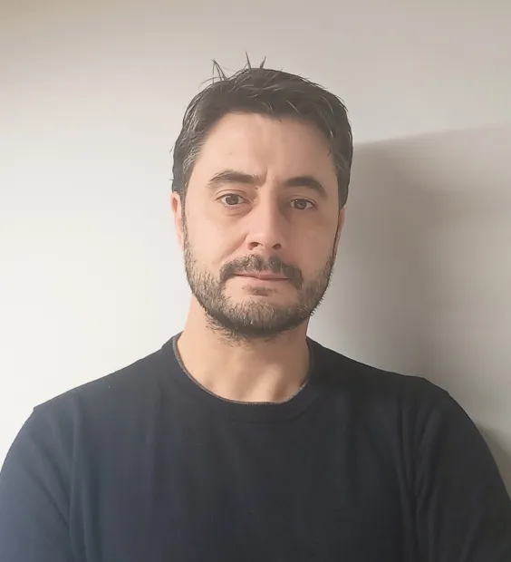 Iván - Director